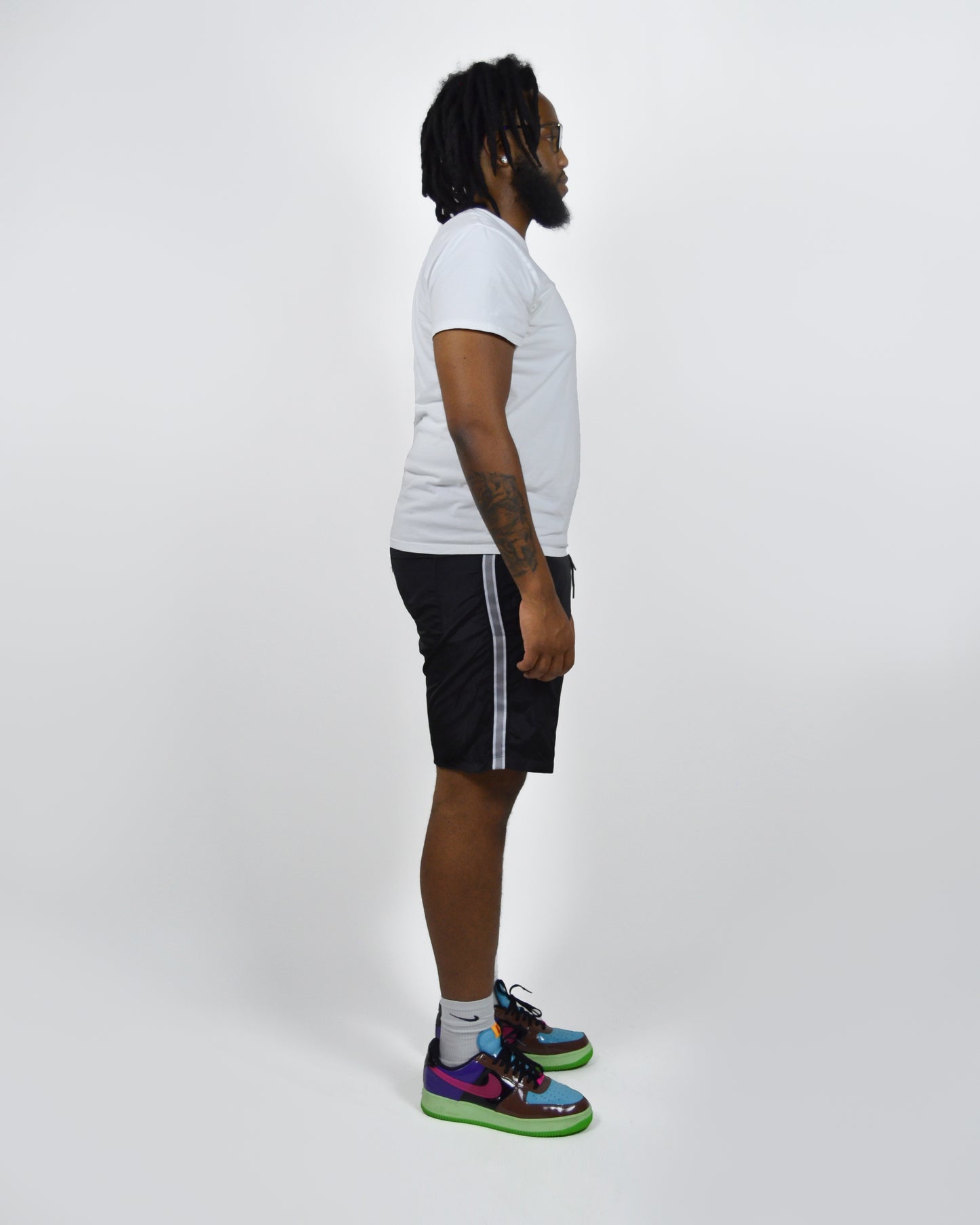 Onyx Hardware Yacht Shorts