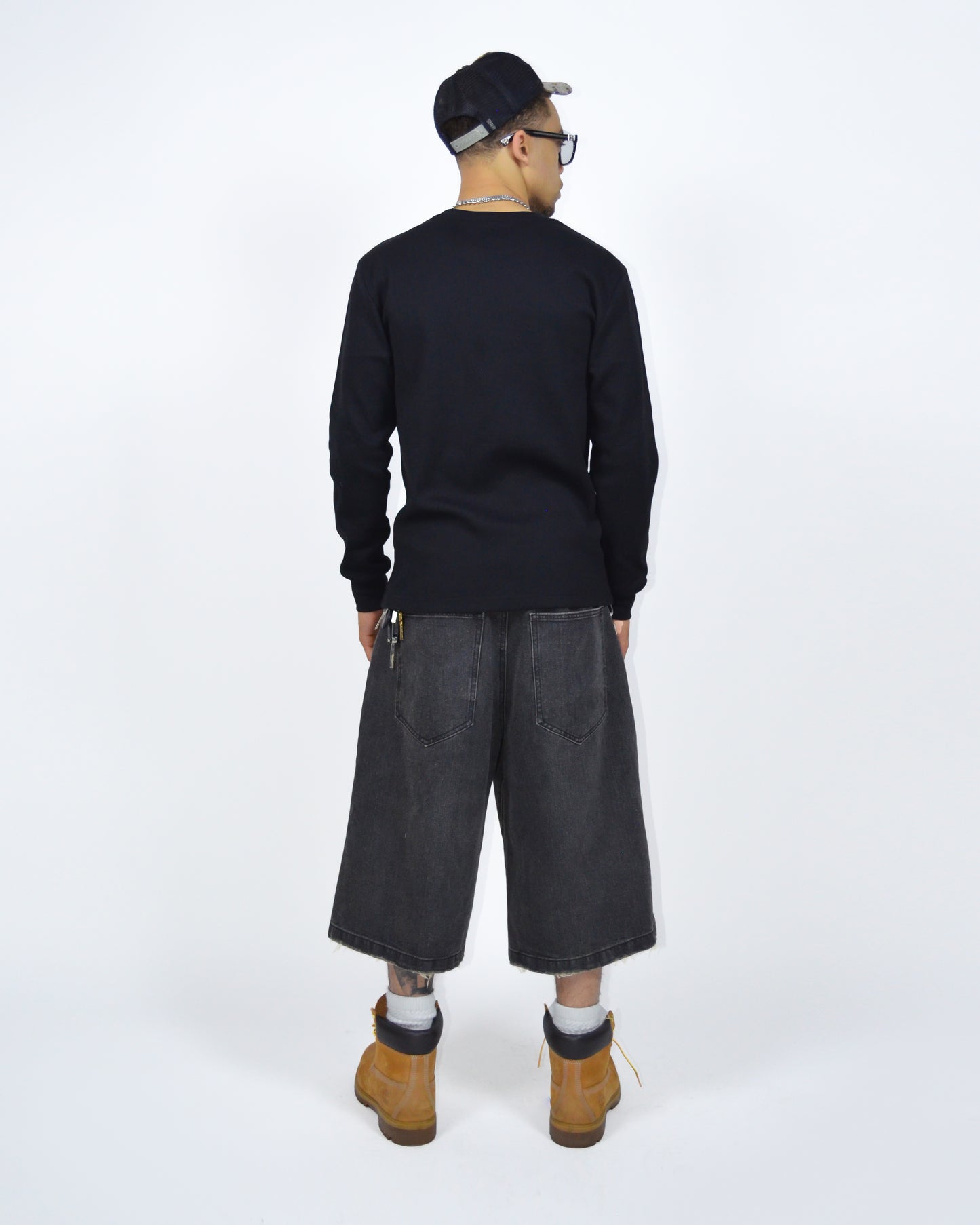 Scribbled Onyx Long Sleeve Thermal